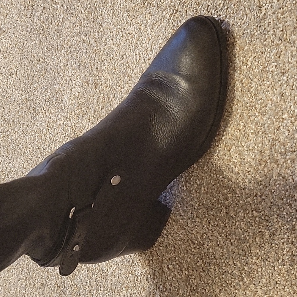Boots - Picture 12 of 13